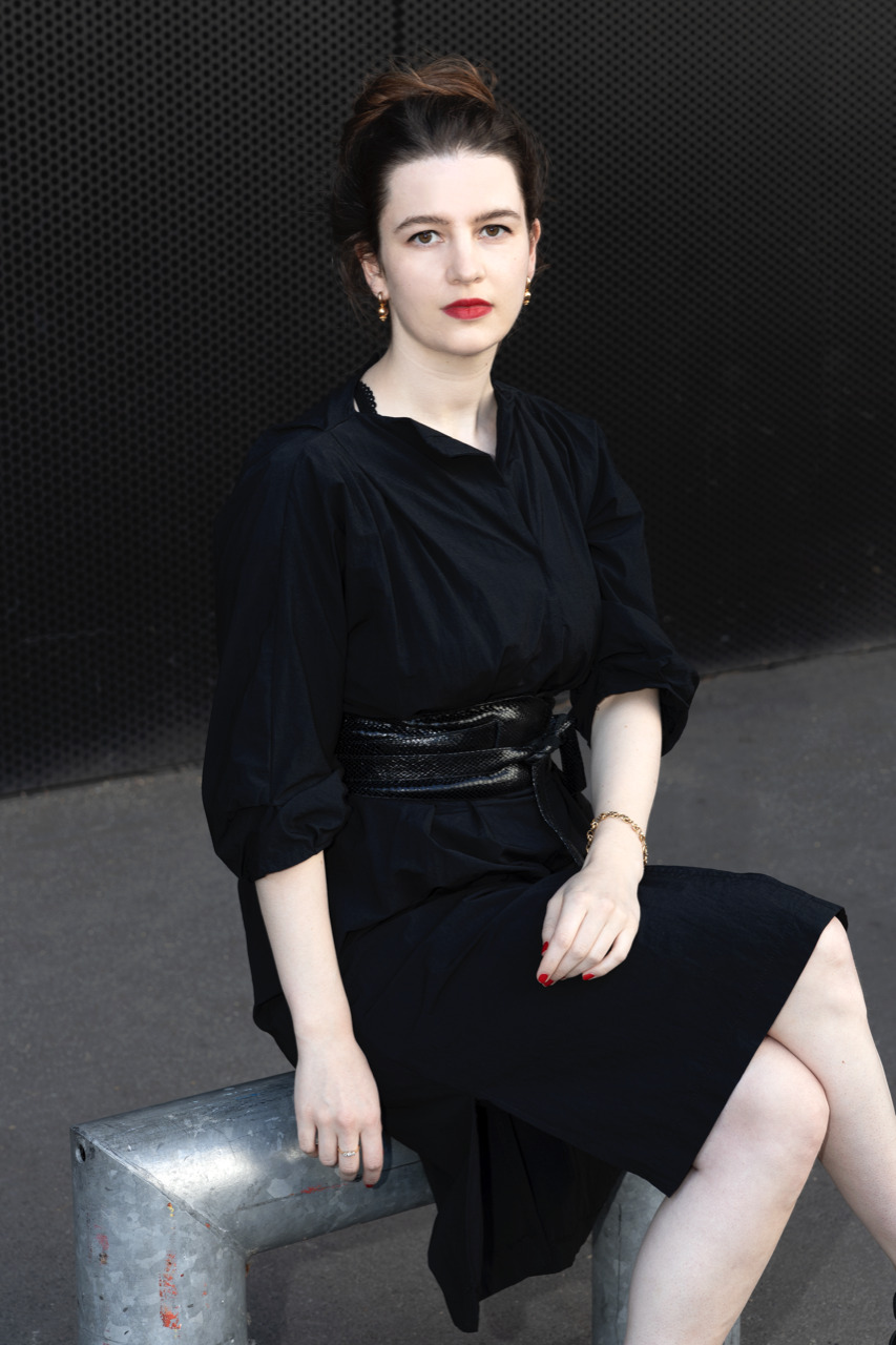 Dr. Hunter, Leonie